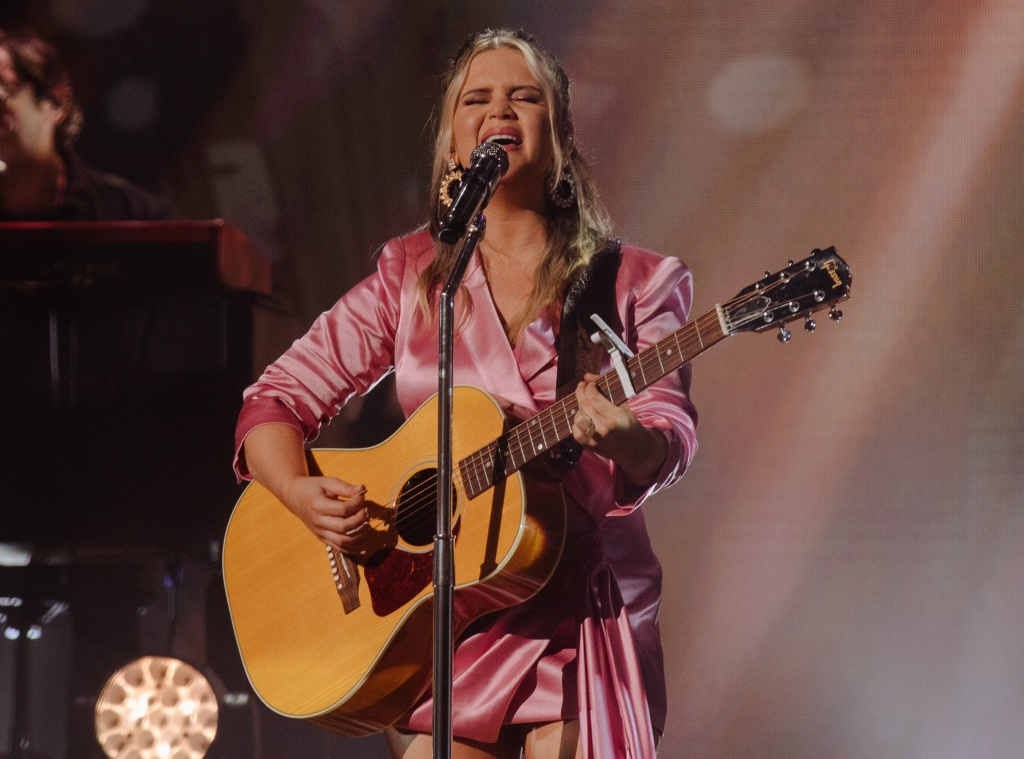 Photos From Musicians Performing Live On Stage E Online Au